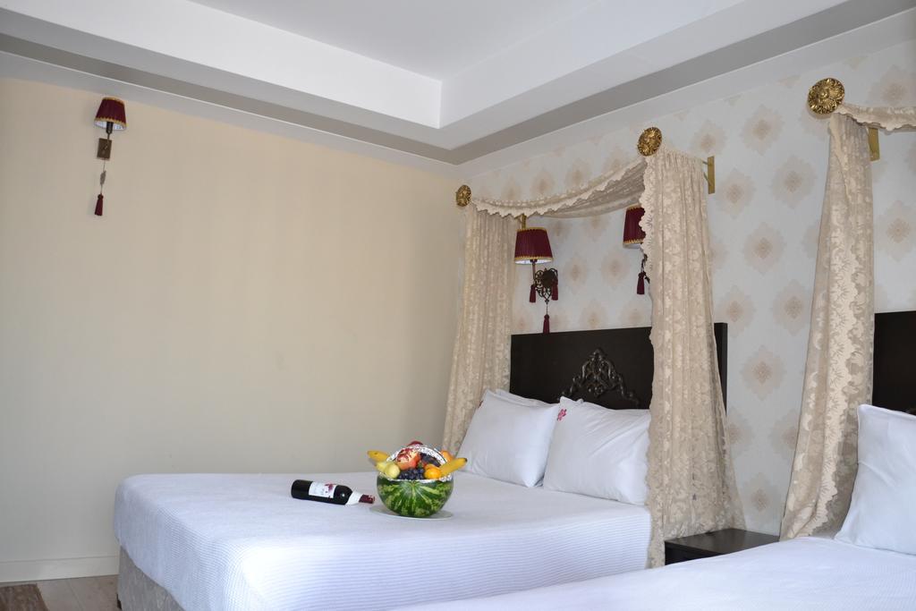 Cosmos Hotel Истанбул Екстериор снимка