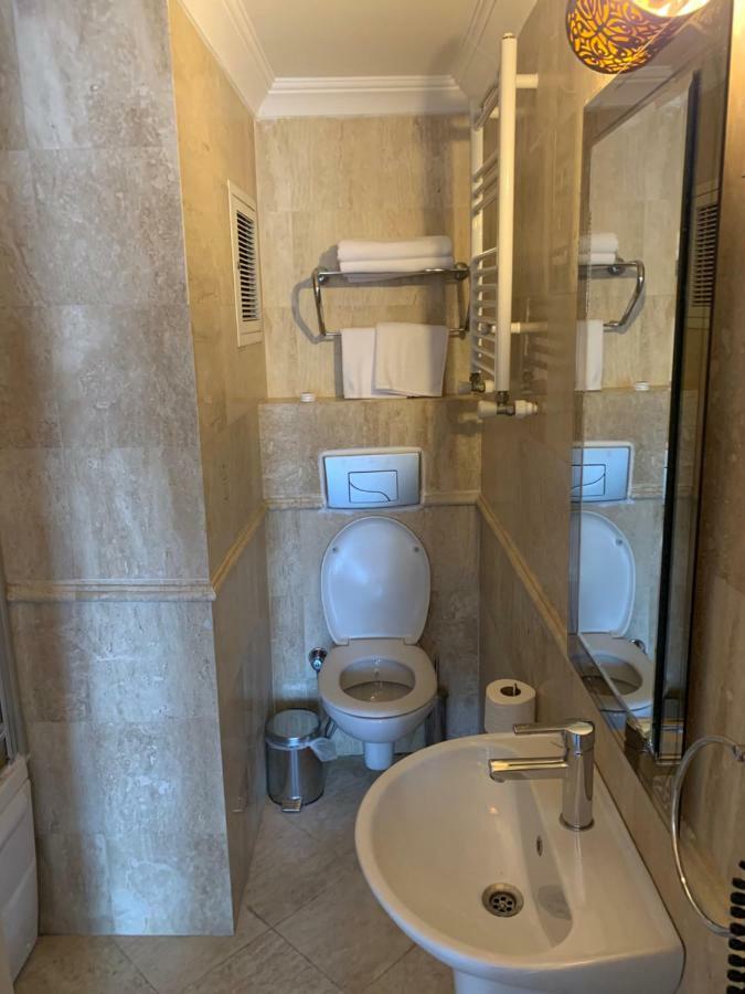 Cosmos Hotel Истанбул Екстериор снимка